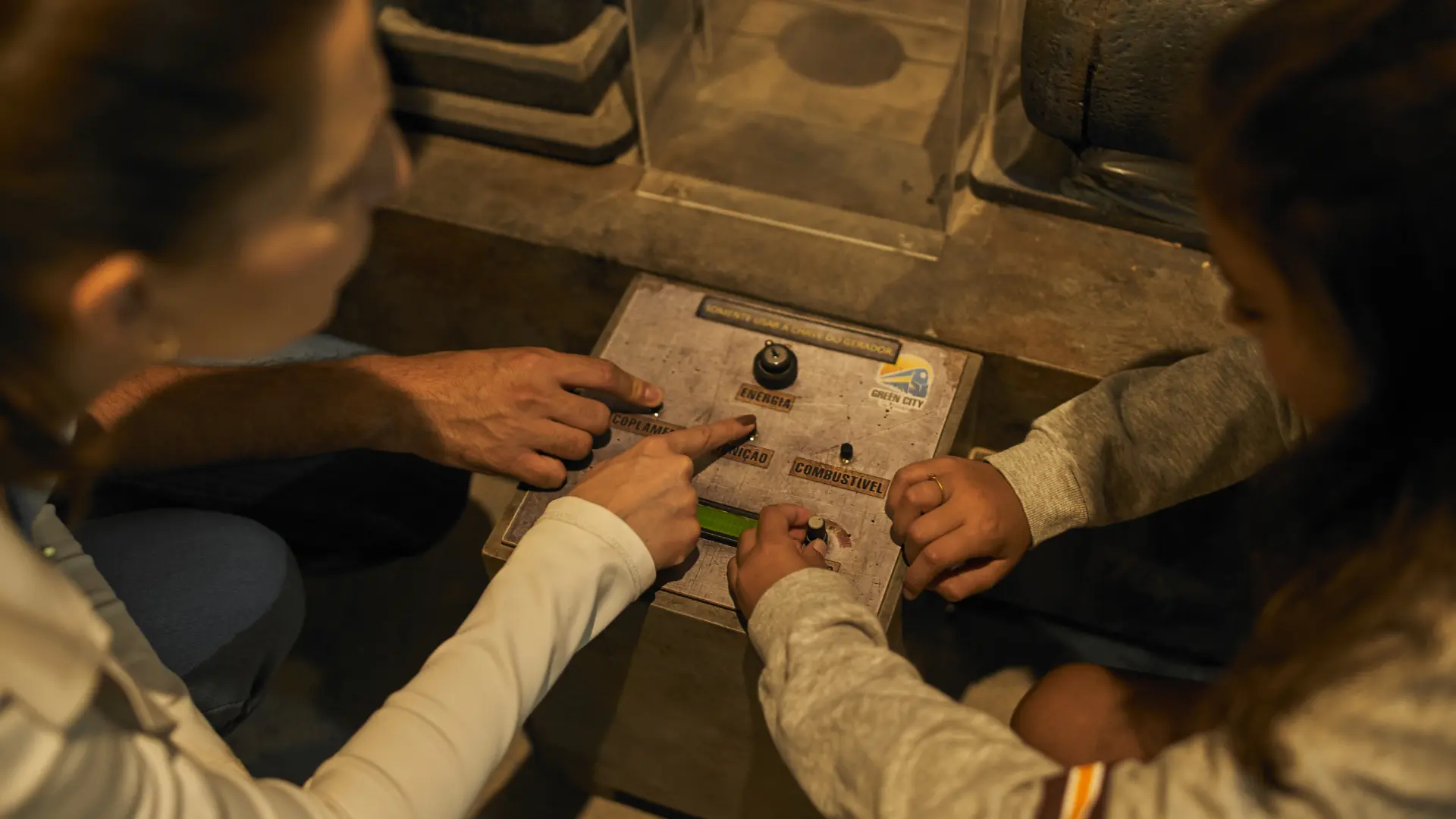 Jogadores no Escape Game